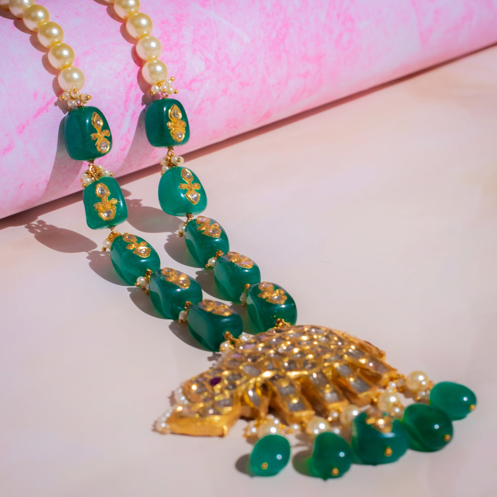 REGAL GREEN TRUNK NECKLACE