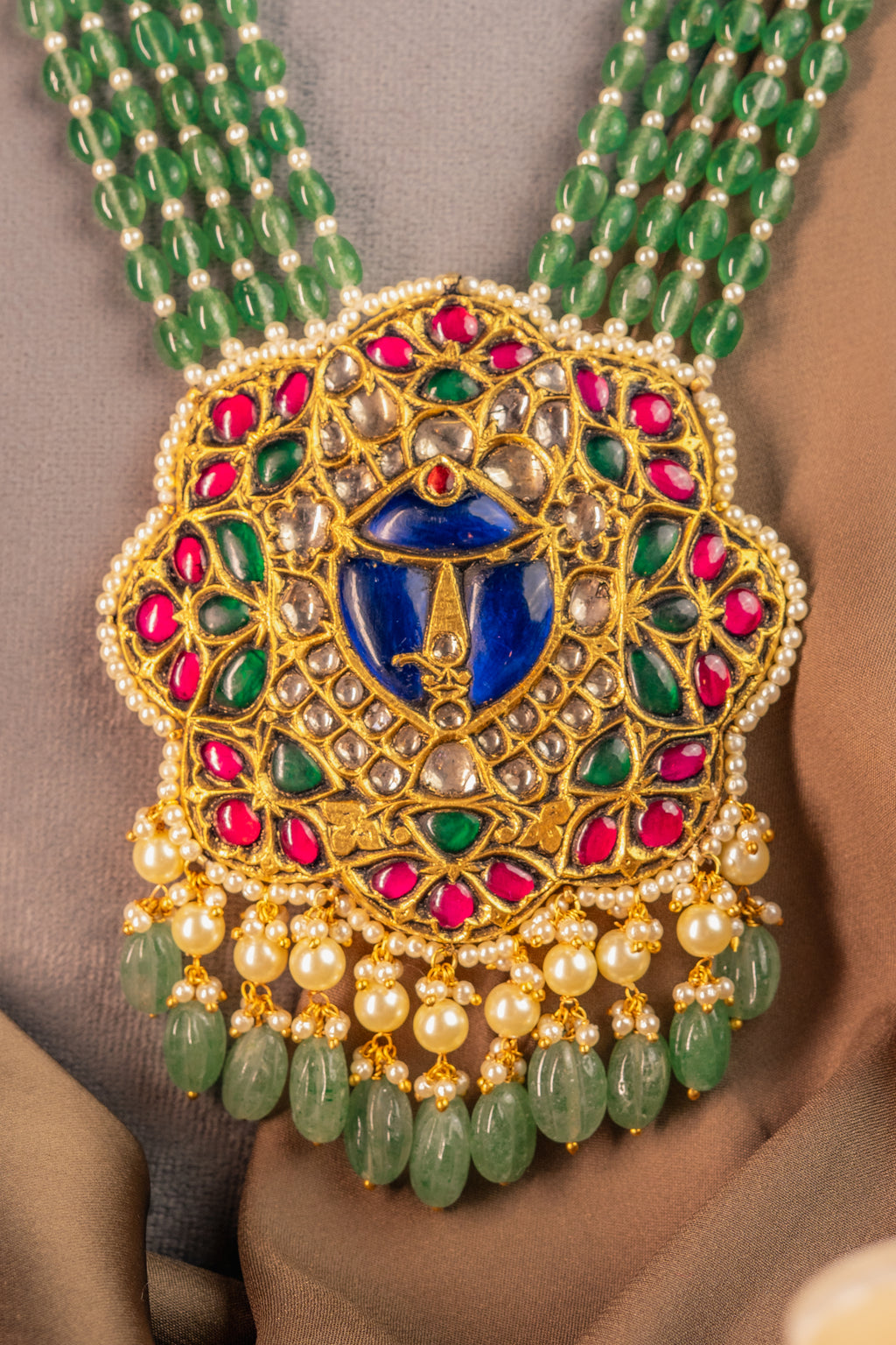 SHRINATH JI EMERALD GLORY NECKLACE