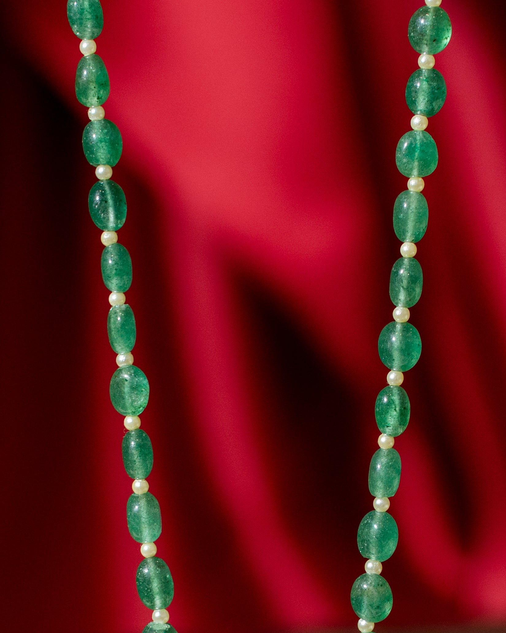 EMERALD NOOR PENDANT