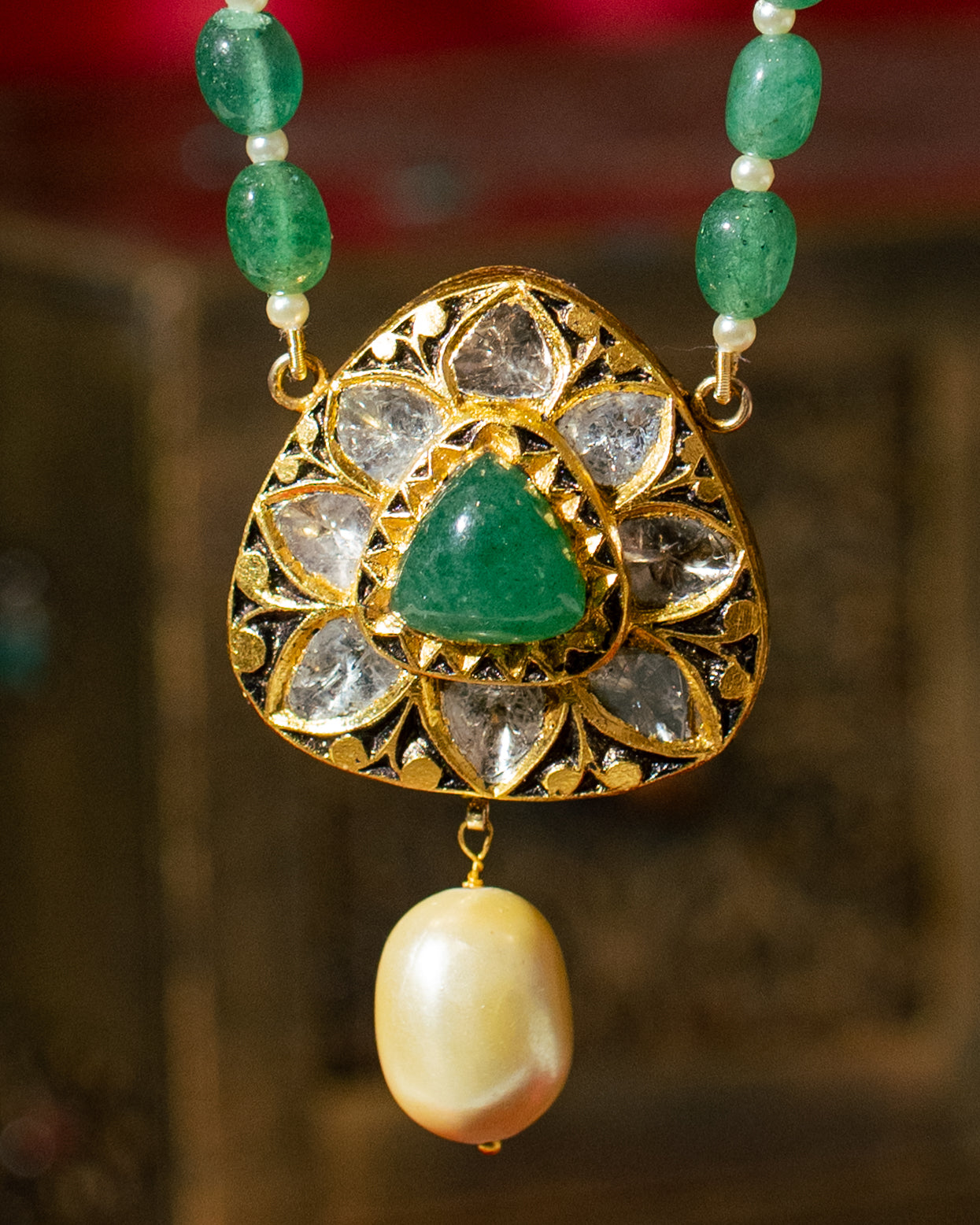 EMERALD NOOR PENDANT