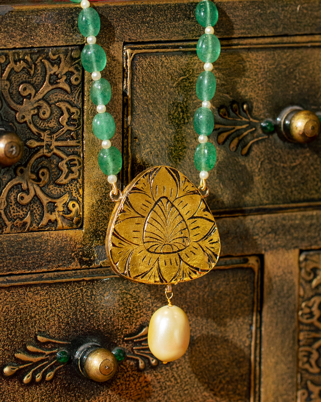 EMERALD NOOR PENDANT