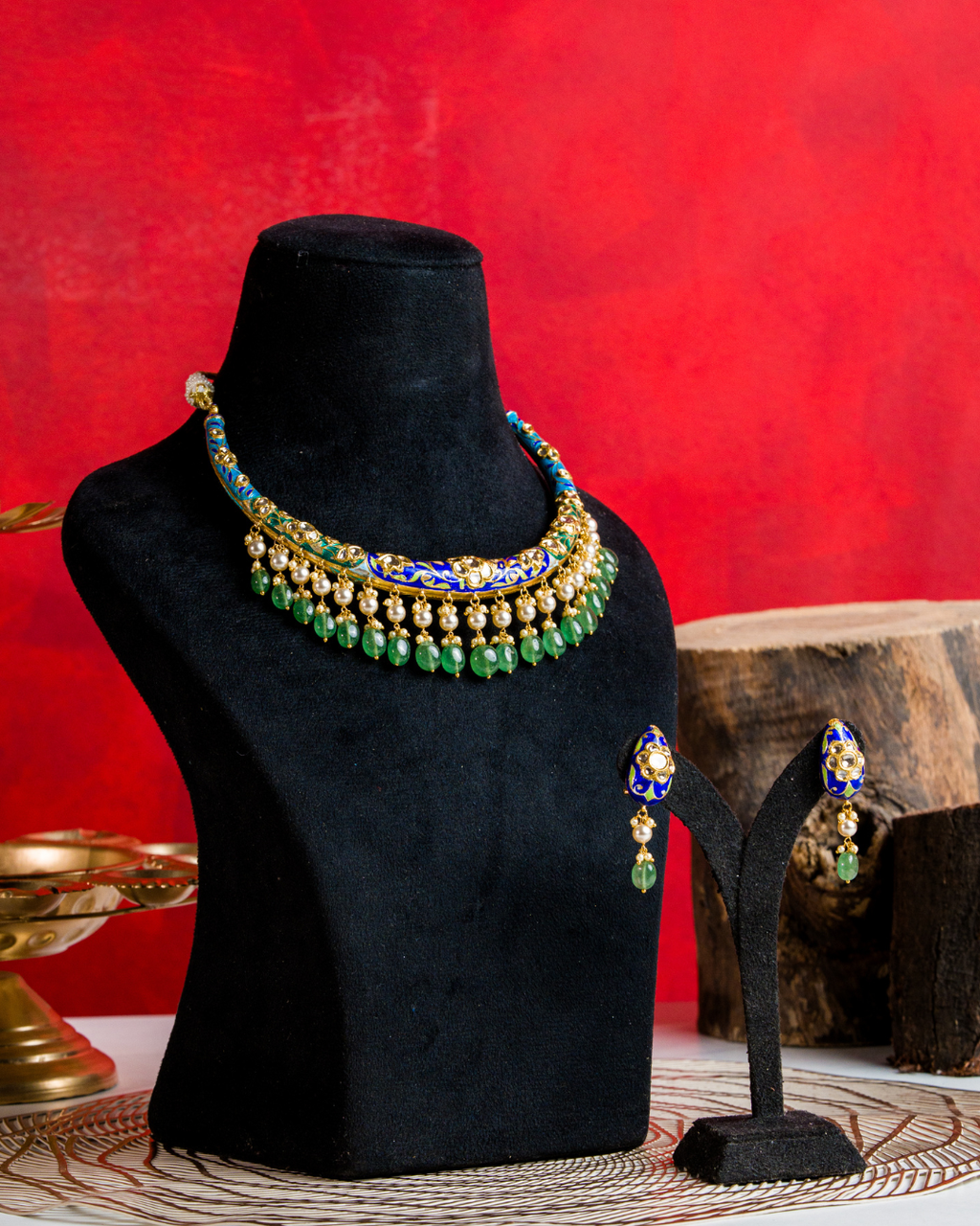 Meenakari Hasli