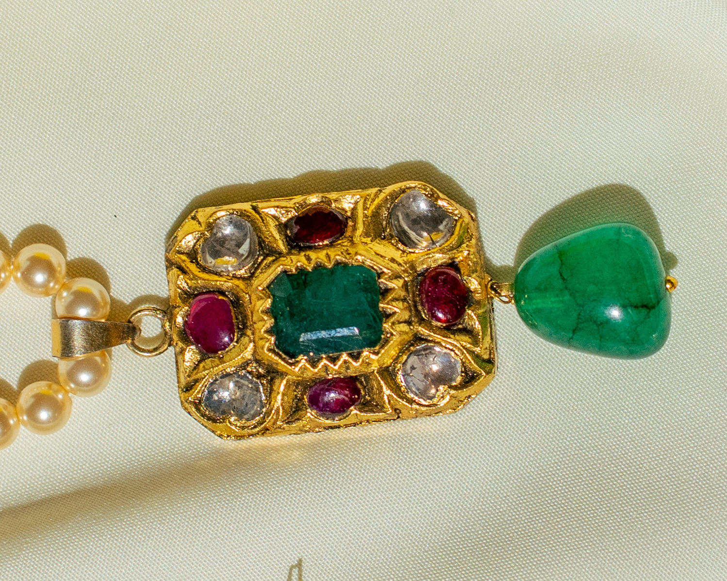 AURUM RUBY PANNA GRACE PENDANT